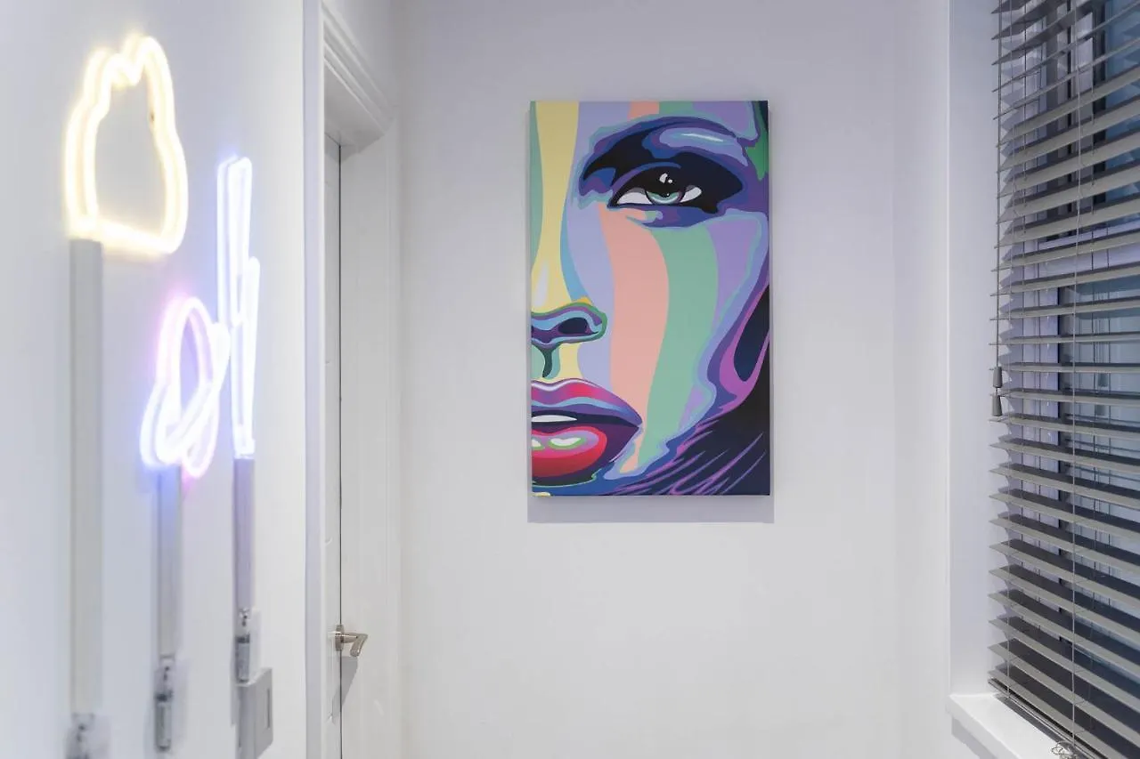 The House Of Faces @ The Laines Apartment Brighton